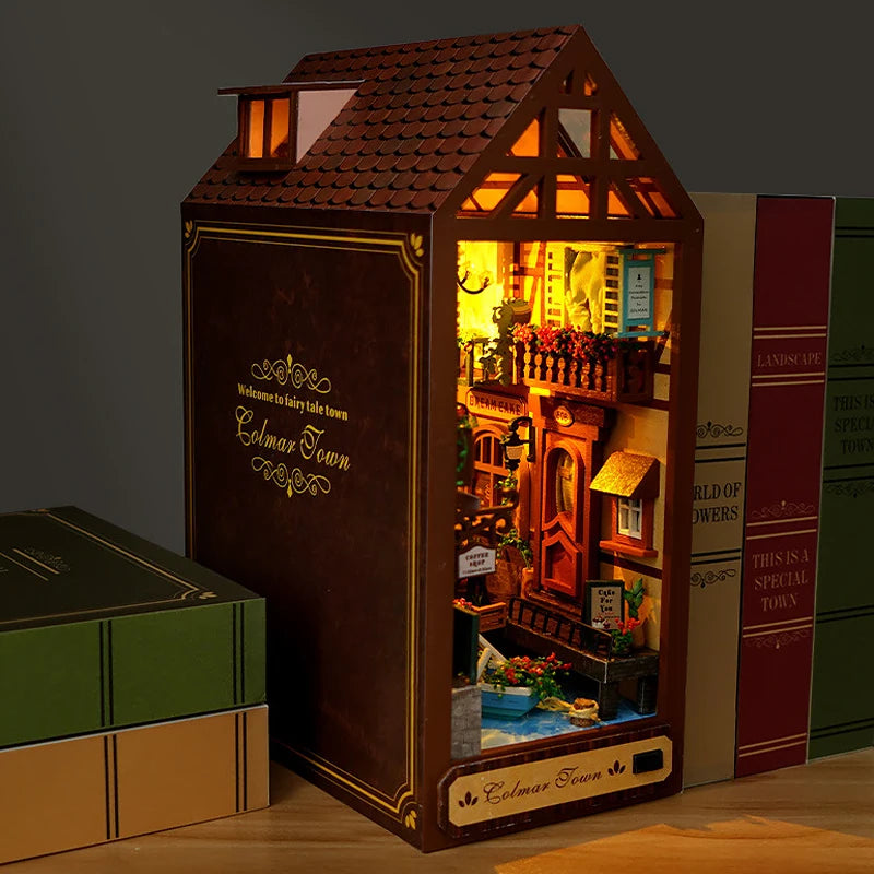 Maison Miniature Book Nook DIY Lumineuse Adulte